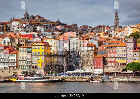 Ribeira, il centro storico di Porto, Portogallo Foto Stock