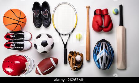 Vari attrezzi per attrezzature sportive Foto Stock