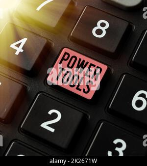 Ispirazione che mostra il segno Power Tools. Strumenti di approccio aziendale alimentati da un motore elettrico principalmente utilizzati per il lavoro manuale astratto Programmatore digitando codici antivirus, redigitando codici di debug Foto Stock