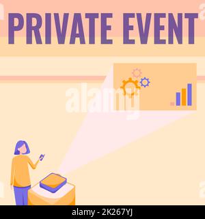 Cartello di testo che mostra l'evento privato. Panoramica aziendale Prenotazioni esclusive RSVP Invitational Lady Standing Holding Projector Remote Control Presenting Graph Growth. Foto Stock