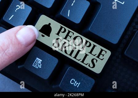 Abilità di gente di segno di scrittura della mano. Concetto del Internet ottenga lungo la comunicazione efficace Rapport approachable che naviga la storia in linea delle transazioni, generando il file system organizzato Foto Stock