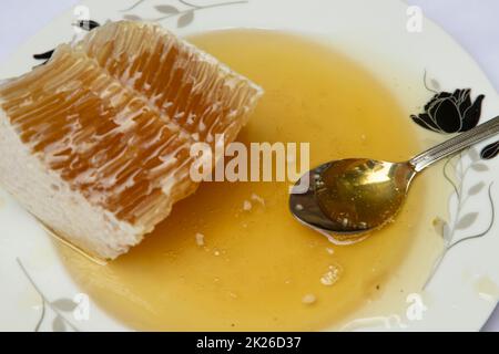 Miele puro, cibo biologico originale e gustoso Foto Stock