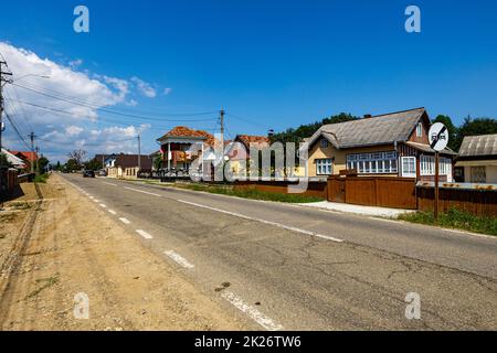 Storiche case in legno nella Bucovina di Romania Foto Stock