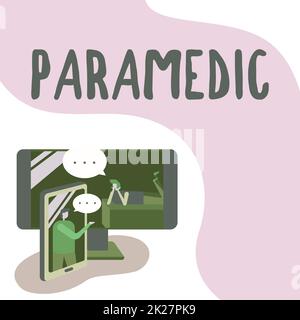 Segno di testo che mostra Paramedic. Concetto che significa un operatore sanitario che ha una competenza nel lavoro medico di emergenza due colleghi condividere pensieri con Speech bolle che spuntano dai telefoni Foto Stock