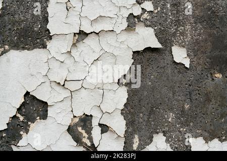 Peeling vernice sulla facciata di una casa a Berlino Foto Stock