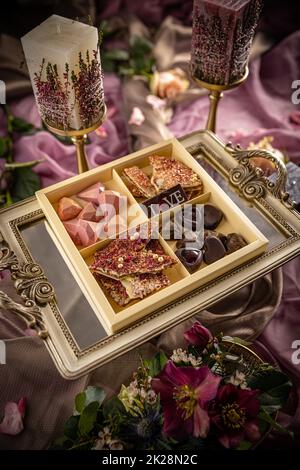 Molte praline di cioccolato di varietà Foto Stock