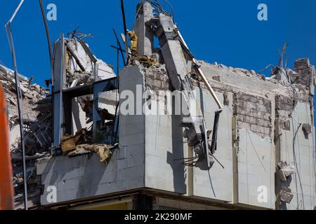 Demolita la casa prima della ricostruzione Foto Stock