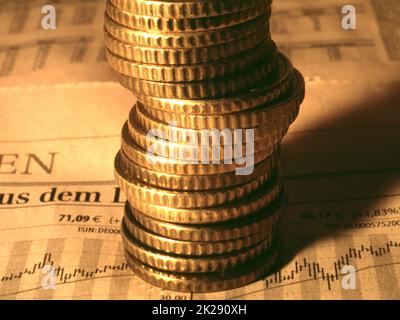 Immagine simbolica sul tema dell'economia, della banca, del mercato azionario e del potere economico Foto Stock