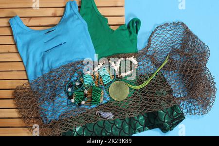 Mermaid Fashion con Gioielli e la rete di pesca primo piano Foto Stock