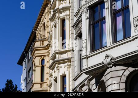 facciate storiche splendidamente restaurate nel quartiere belga di colonia Foto Stock