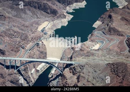 Vista dall'aereo della diga di Hoover sul Coloradoriver. Foto Stock