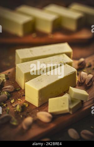 Bar di cioccolato bianco fatto in casa Foto Stock