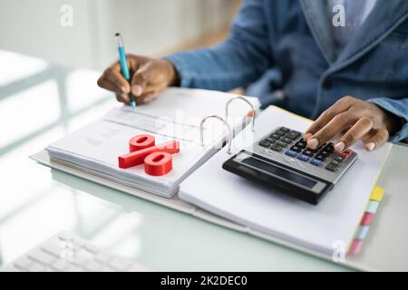 Tassa aziendale e tasso di interesse in percentuale Foto Stock