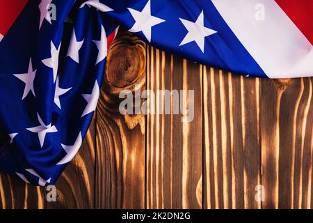 Happy Memorial Day, bandiera americana USA su legno Foto Stock