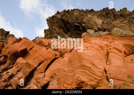 Scogliera rocciosa a Caleton Oscuro. Foto Stock