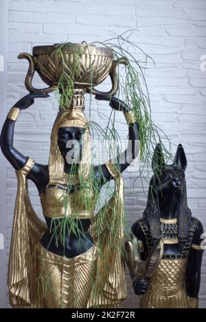 Jackal anubis, statua del servitore nubiano di Cleopatra 9 Foto Stock