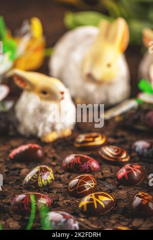 Le uova di Pasqua di cioccolata Foto Stock