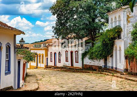 Strade della città vecchia e storica di Tiradentes in Minas Gerais Foto Stock