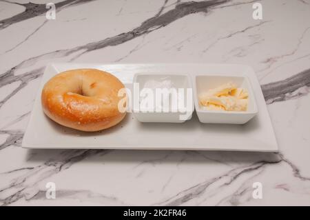Bagel e crema di formaggio Foto Stock