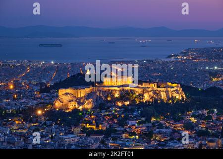 L'iconico Tempio del Partenone all'Acropoli di Atene, Grecia Foto Stock