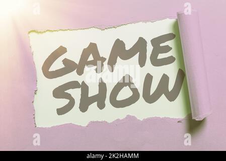 Cartello che mostra Game Show. Concetto che significa programma in televisione o radio con giocatori che vincono premi Foto Stock