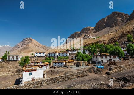 Il villaggio di Ki e monastero in Himalaya Foto Stock