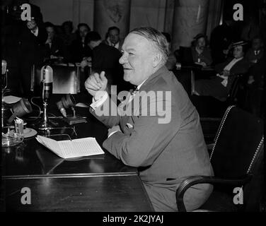 L'ex amministratore dell'NRW sollecita un corso indipendente per gli Stati Uniti all'estero. Washington, D.C. Generale Hugh S. Johnson. 1939 aprile 24. Foto Stock