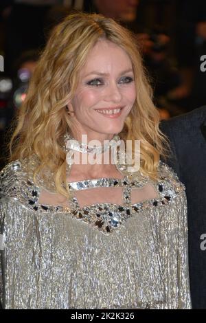 Vanessa Paradis arriva sul tappeto rosso per il film 'un couteau dans le coeur' (coltello + cuore) 71st Festival del Cinema di Cannes 17 maggio 2018 Foto Stock