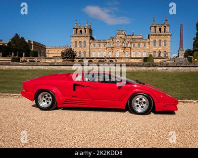 1990 Lamborghini Countach anniversario al Salon Prenotazione Blenheim Palace 9/2019 Foto Stock