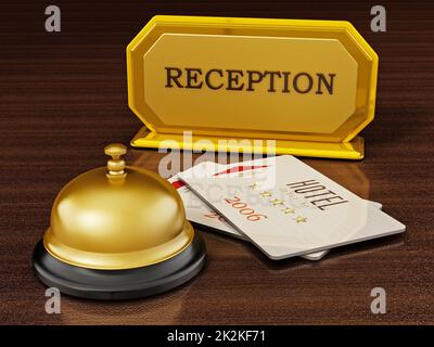 Chiave dell'hotel, campanello e cartello della reception sulla reception dell'hotel. Illustrazione 3D Foto Stock