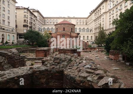 La Chiesa di San Giorgio, famosa rotonda di mattoni rossi a Sofia Foto Stock