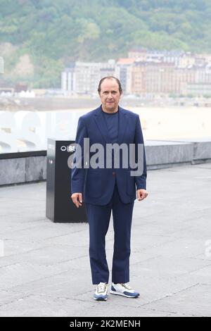 23 settembre 2022, Madrid, Madrid, Spagna: Luis Callejo ha partecipato 'Apagon' Photocall durante il 70th ° Festival Internazionale del Film di San Sebastian al Palazzo Kursaal il 23 settembre 2022 a Donostia / San Sebastian, SpainDonostia / San Sebastian. Spagna. 20220923, (Credit Image: © Jack Abuin/ZUMA Press Wire) Foto Stock