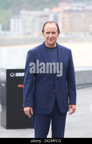 23 settembre 2022, Madrid, Madrid, Spagna: Luis Callejo ha partecipato 'Apagon' Photocall durante il 70th ° Festival Internazionale del Film di San Sebastian al Palazzo Kursaal il 23 settembre 2022 a Donostia / San Sebastian, SpainDonostia / San Sebastian. Spagna. 20220923, (Credit Image: © Jack Abuin/ZUMA Press Wire) Foto Stock