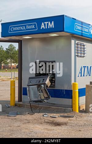 Detroit, Michigan - Un bancomat Comerica Bank dopo una rapina sul lato est di Detroit. Foto Stock