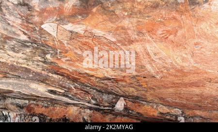 Arte rupestre aborigena: Stencil a mano, triglie, barramundi, pesci gatto. Ubirr-Kakadu-Australia-191 Foto Stock