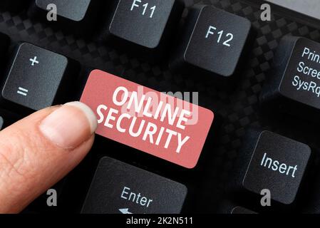 Cartello di testo che mostra la sicurezza online. Parola per atto di garantire la sicurezza delle transazioni effettuate online Abstract Typing Online Invitation Letters, Fixing Word Processing Program Foto Stock