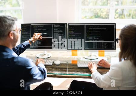 Programmazione di coppie agili e codifica estrema Foto Stock