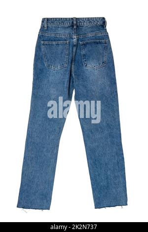 Jeans isolato. Eleganti pantaloni o pantaloni in denim blu alla moda isolati su sfondo bianco. Moda estiva e autunnale. Vista posteriore. Foto Stock