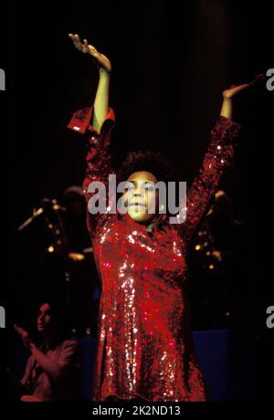 MACY GREY ; live in London, UK ; April 2000; Credit : Mel Longhurst / Performing Arts Images ; www.performingartsimages.com Foto Stock