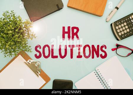 Testo scritto a mano HR Solutions. Concetto che significa outsourcing risorse umane consulenza e supporto Esperti flashy School Office Supplies, Teaching Learning Collezioni, Strumenti di scrittura Foto Stock
