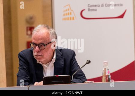 21 settembre 2022, Eomw, Italia, Italia: Il fondatore della Comunità di Sant'Egidio Andrea Riccardi durante la presentazione del libro: 'Il silenzio che urla. L'attestato alla sinagoga di Roma del 9 ottobre 1982' di Gadiel Gaj TachÃ¨, in occasione dell'anniversario dell'assassinio al Tempio maggiore a Roma, avvenuto il 9 ottobre 1982 da parte di terroristi palestinesi, nel quale il due anni Stefano Gay TachÃ¨ è stato assassinato. (Credit Image: © Andrea Ronchini/Pacific Press via ZUMA Press Wire) Foto Stock