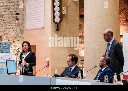 21 settembre 2022, Eomw, Italia, Italia: Il Presidente della Comunità Ebraica di Roma Ruth Dureghello durante la presentazione del libro: 'Il silenzio che urla. L'attestato alla sinagoga di Roma del 9 ottobre 1982' di Gadiel Gaj TachÃ¨, in occasione dell'anniversario dell'assassinio al Tempio maggiore a Roma, avvenuto il 9 ottobre 1982 da parte di terroristi palestinesi, nel quale il due anni Stefano Gay TachÃ¨ è stato assassinato. (Credit Image: © Andrea Ronchini/Pacific Press via ZUMA Press Wire) Foto Stock