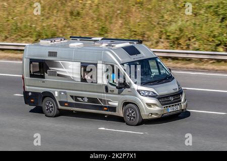 2019 Champagne FIAT SWIFT Select 184, 35 C/C MULTIJET GOLD 2287cc Diesel motorhome Foto Stock