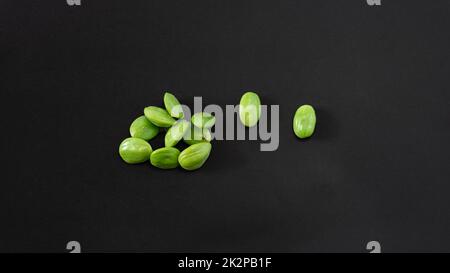 freschezza parkia speciosa, petai, bean amaro su sfondo nero Foto Stock