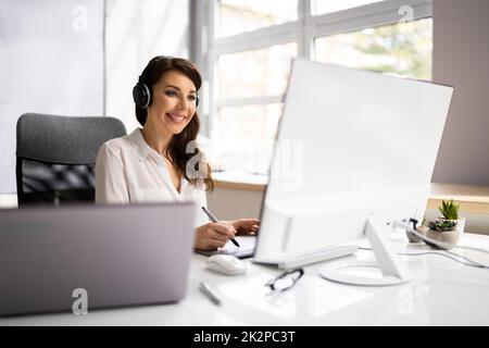 Videoconferenza Intervista Online Business Call Foto Stock