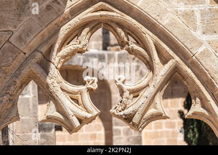 Dettaglio delle rovine dell'abbazia di Bellapais. Distretto di Kyrenia, Cipro Foto Stock