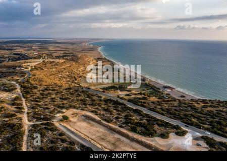 Vista sullo stadio di Kourion e sui dintorni. Episkopi, Distretto di Limassol, Cipro Foto Stock