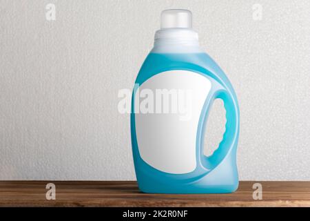 Flacone liquido detergente in tessuto su pannello di legno mock-up serie 434 Foto Stock