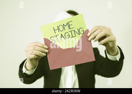 Scrittura visualizzazione testo Home Staging. Foto concettuale atto di preparare una residenza privata per la vendita sul mercato Foto Stock