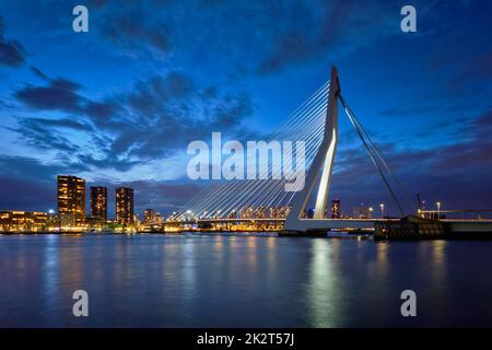 Ponte Erasmus di Rotterdam Paesi Bassi Foto Stock